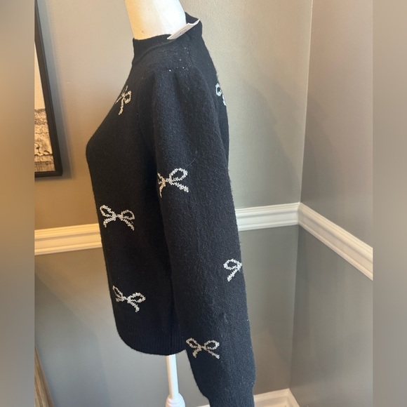 NWT Nanette Lepore Sweater Womens Bows Black Pullover Small - Picture 4 of 8